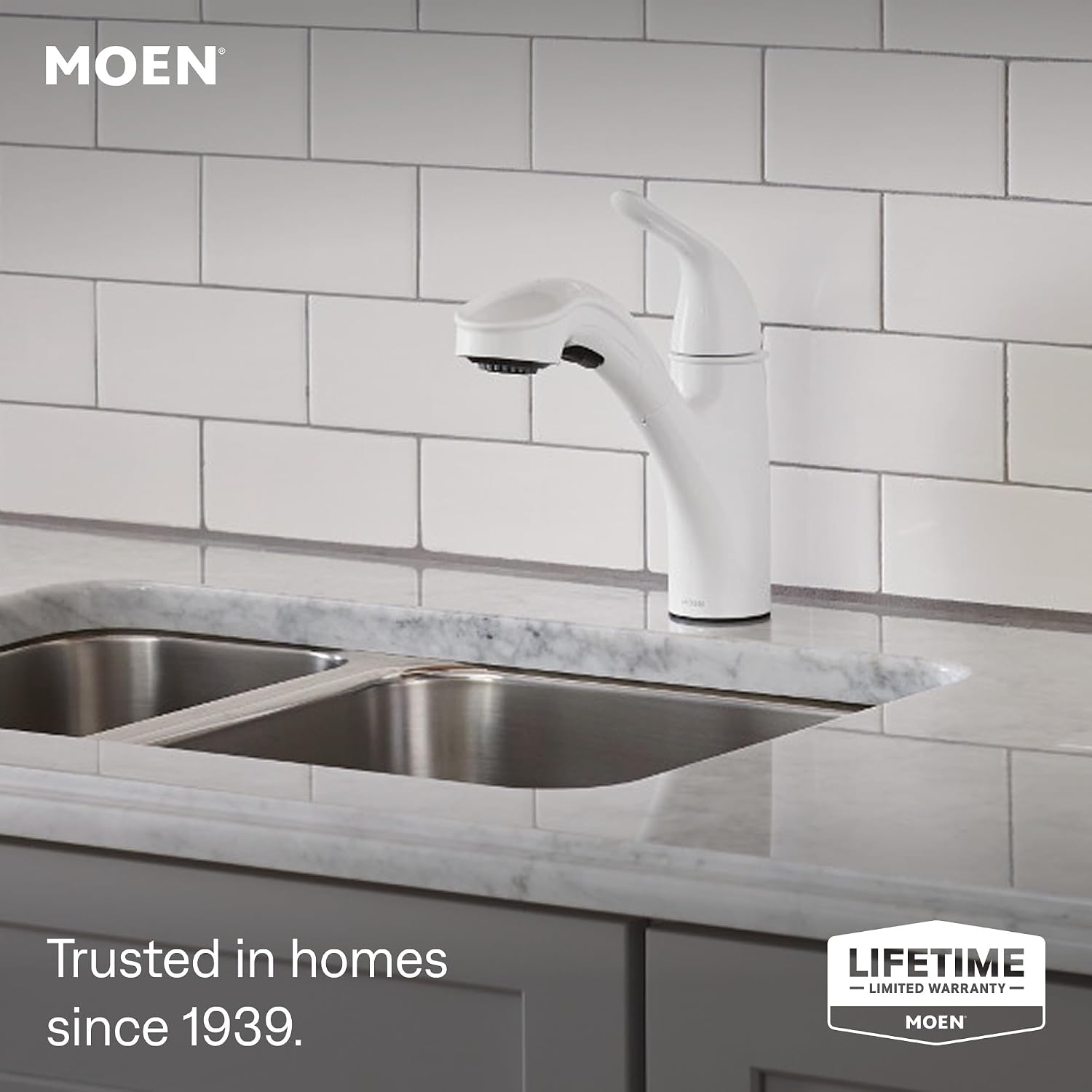 Moen Brecklyn White Pull-Out Kitchen Faucet with Power Clean, 87557W Glacier