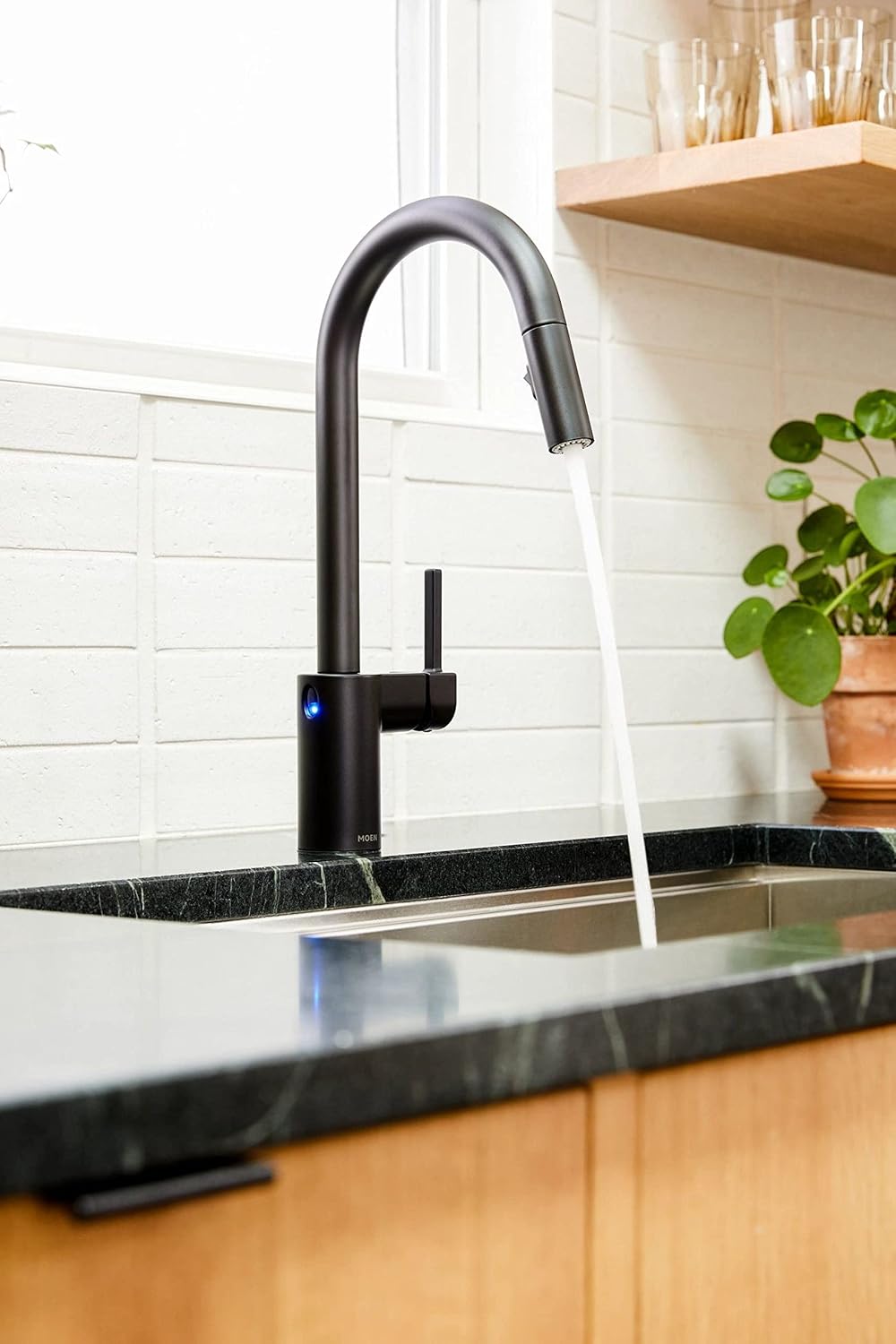 Moen Align MotionSense Wave Touchless Kitchen Faucet, Matte Black, 7565EWBL