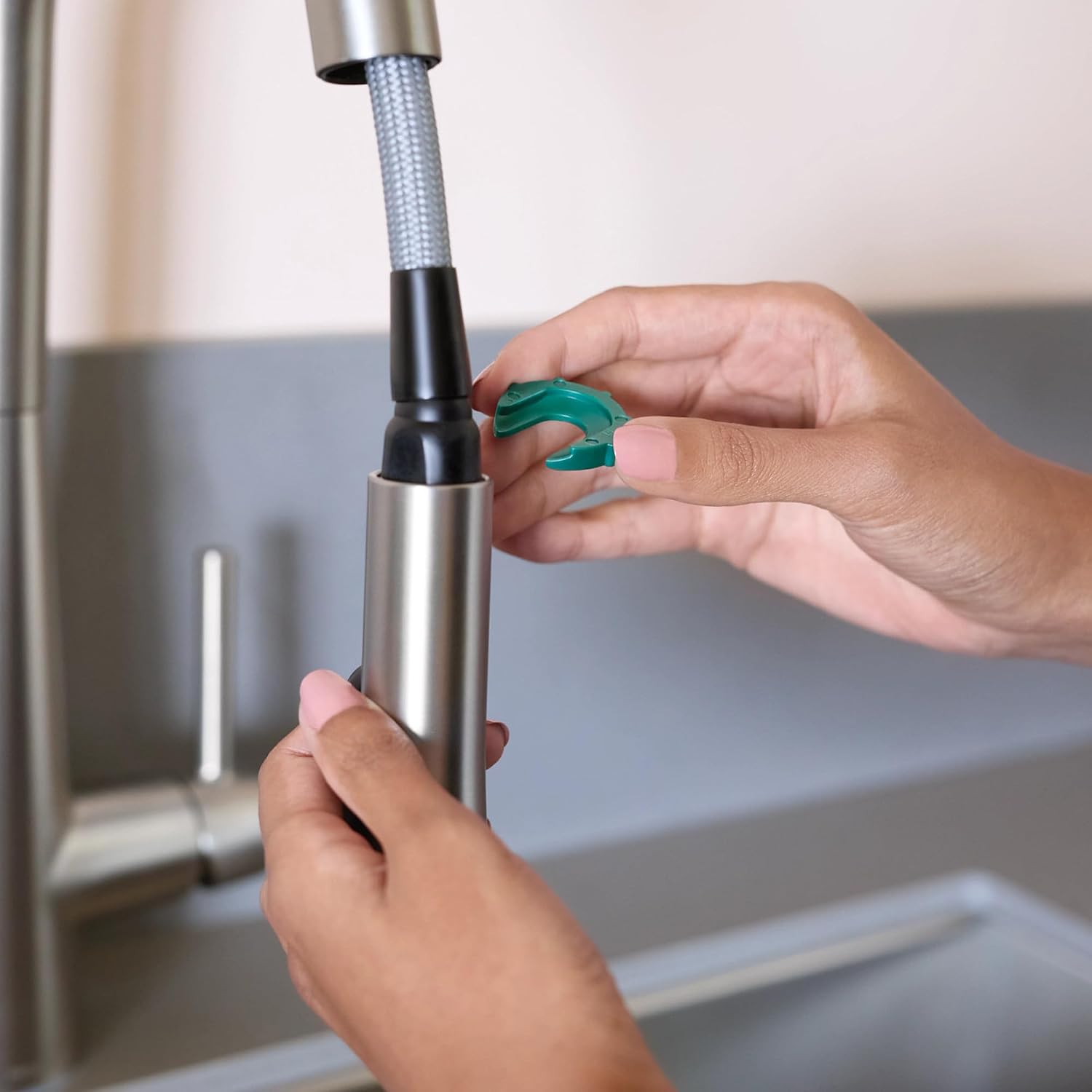 Moen SwivelControl Bronzed Gold Pulldown Kitchen Faucet Retrofit Replacement Wand, 266918BZG