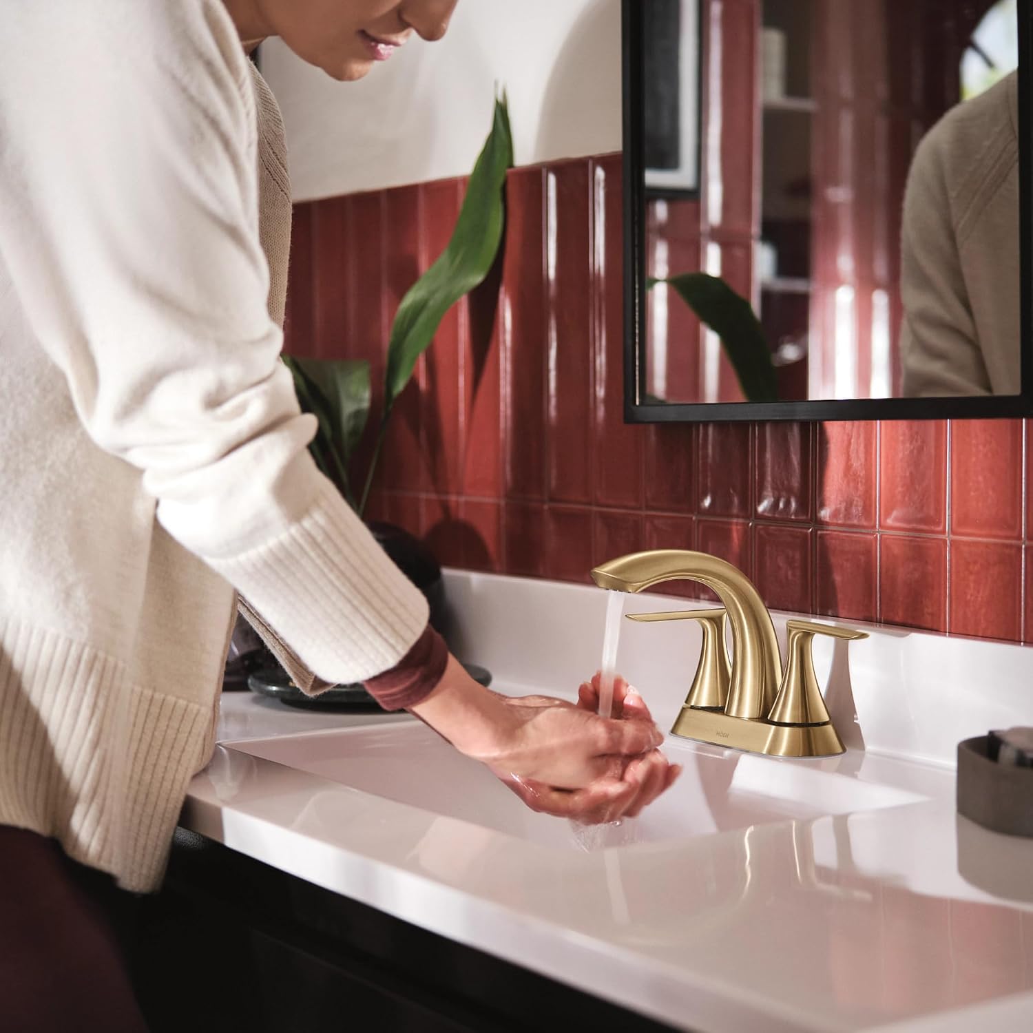 Moen Findlay Bronzed Gold Two Handle 4-Inch Centerset Bathroom Faucet, 84515BZG