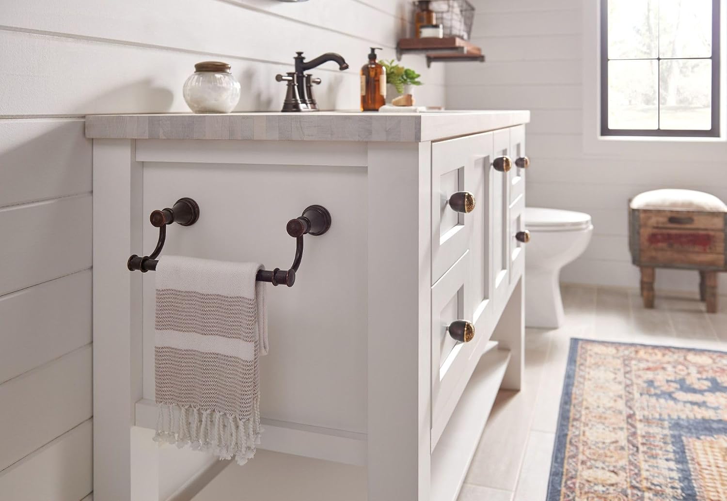Moen Belfield Oil Rubbed Bronze 9-Inch Bathroom Hand -Towel Bar, YB6486ORB