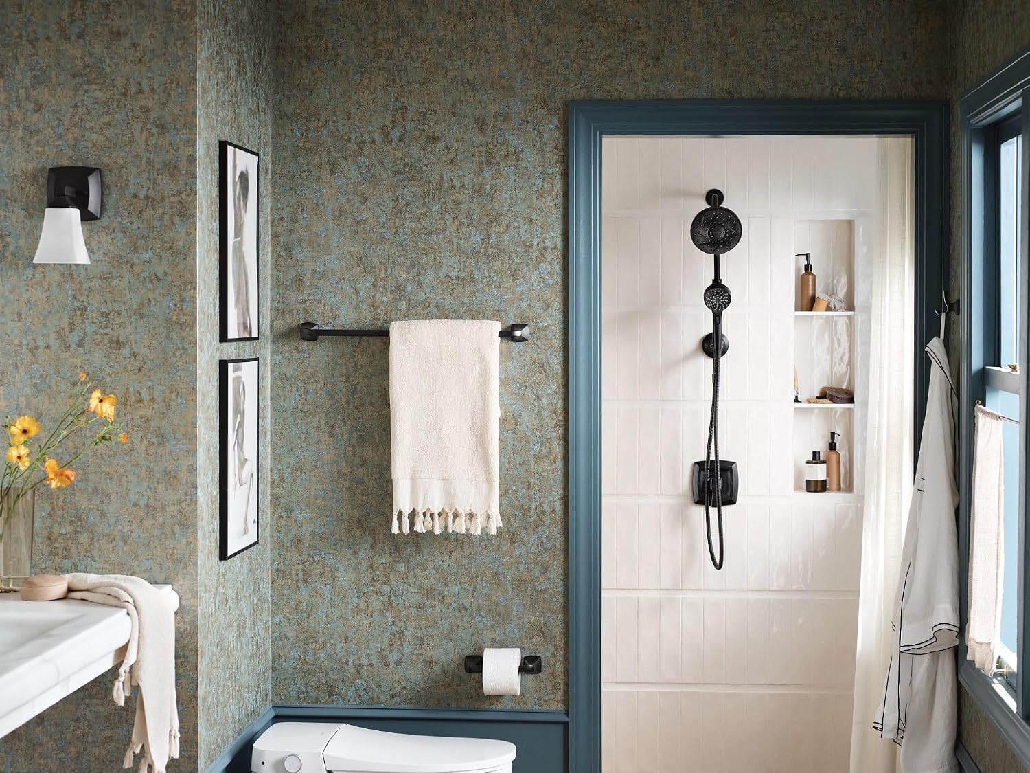 Moen YB5108BLVoss Pivoting Toilet Paper Holder