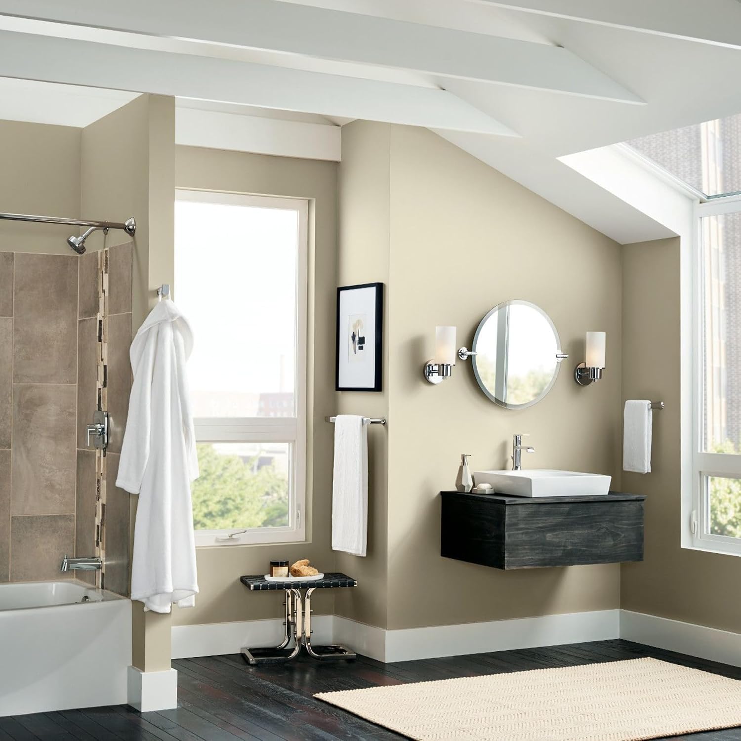 Moen Genta LX 24-Inch Towel Bar, Wall Mount, Chrome, BH3824CH