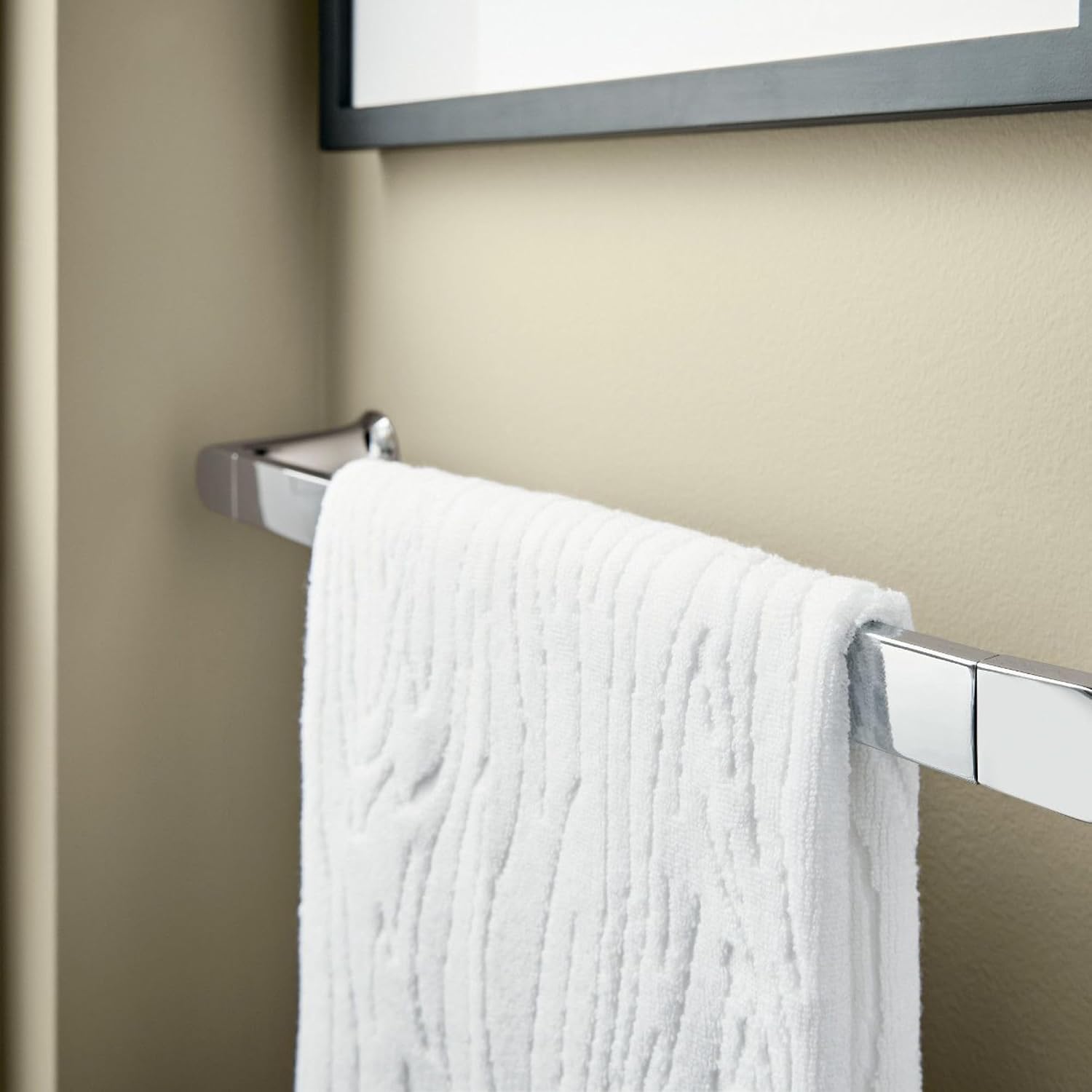 Moen Genta LX 24-Inch Towel Bar, Wall Mount, Chrome, BH3824CH